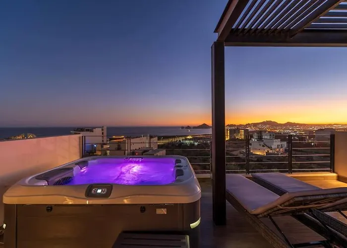 View Rooftop With Heated Jacuzzi